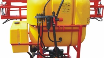 Postřikovače 300l - 1 200l, AGROMEX