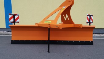 Zadní nesená sněhová radlice RS 250 / výška 540 mm/