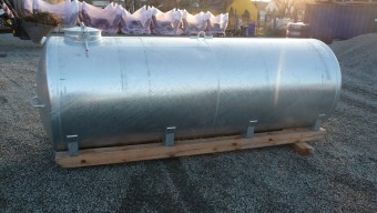 Nádrž 2 000l, (⌀ 1 100mm)